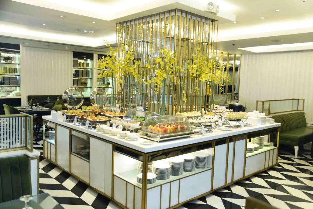 APZ-Cafe-Astoria-Buffet-1-1024x684